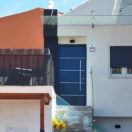 Portucale ! Santa Clara Terrace & Jacuzzi