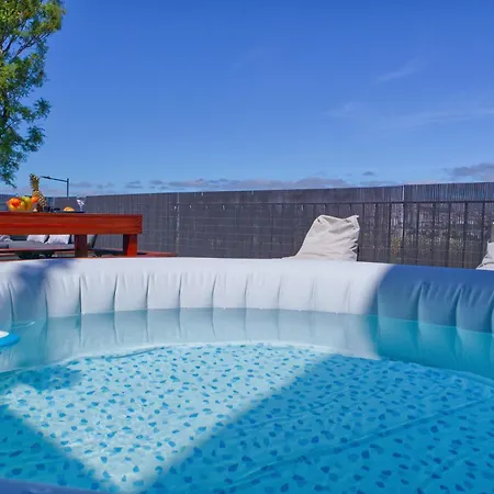 アパート Portucale ! Santa Clara Terrace & Jacuzzi