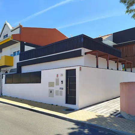 Portucale ! Santa Clara Terrace & Jacuzzi * Lisboa