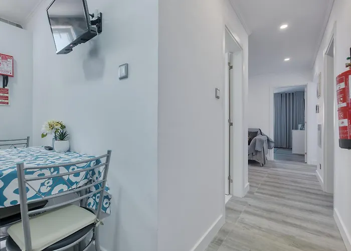 Portucale ! Santa Clara Terrace & Jacuzzi Διαμέρισμα *