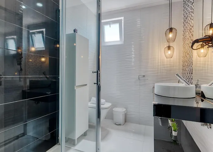 Portucale ! Santa Clara Terrace & Jacuzzi