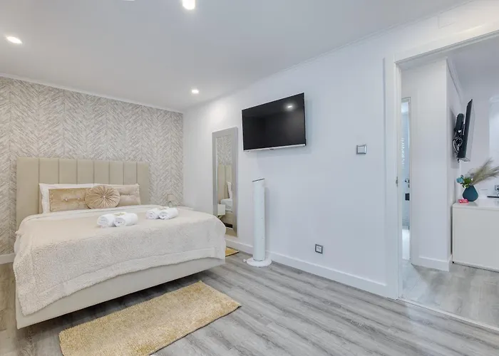 Διαμέρισμα Portucale ! Santa Clara Terrace & Jacuzzi