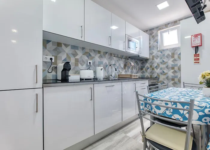 Portucale ! Santa Clara Terrace & Jacuzzi Διαμέρισμα *