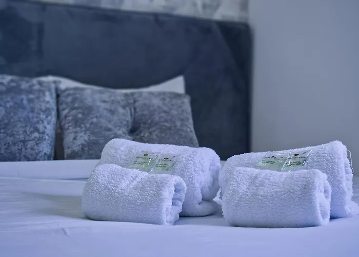 Portucale ! Santa Clara Terrace & Jacuzzi