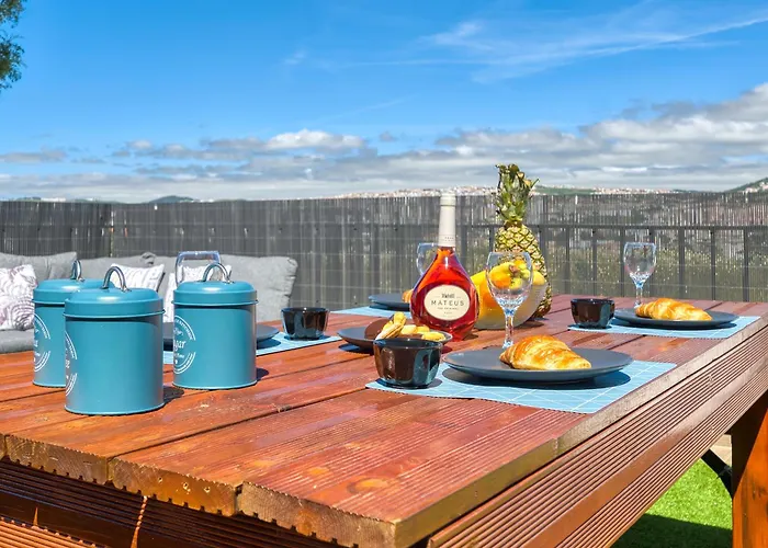 דירה Portucale ! Santa Clara Terrace & Jacuzzi ליסבון